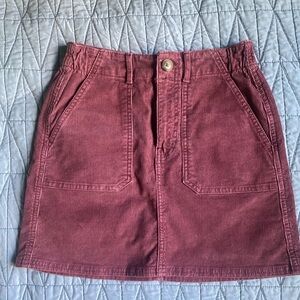 American Eagle courdoroy burgundy skirt, size 00